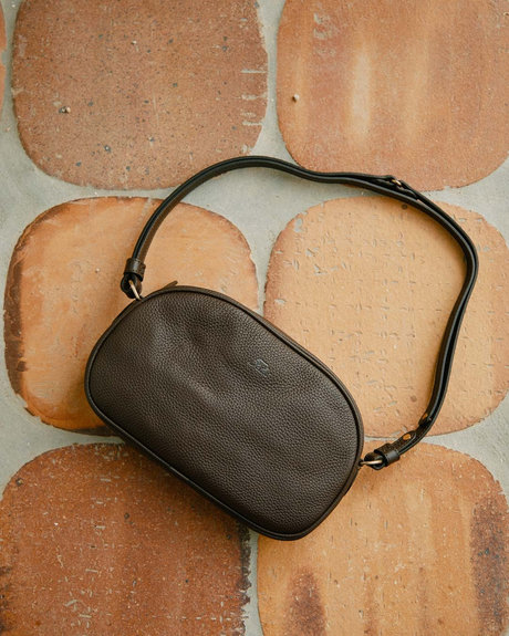 Felisi（フェリージ） LEATHER SHOULDER BAGS 25/12/LD+DS