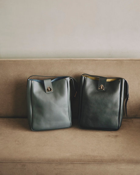 Felisi フェリージ FW26 Sigillo シュリンクレザー LD 26/14/LD+SN ワンショルダーバッグ