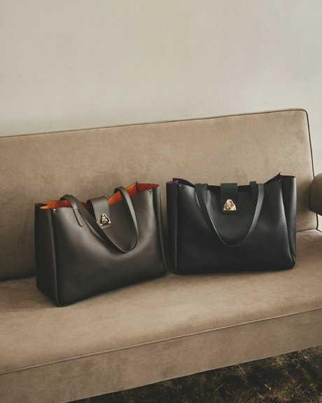 Felisi フェリージ FW26 Sigillo シュリンクレザー LD 26/17/LD+SN トートバッグ