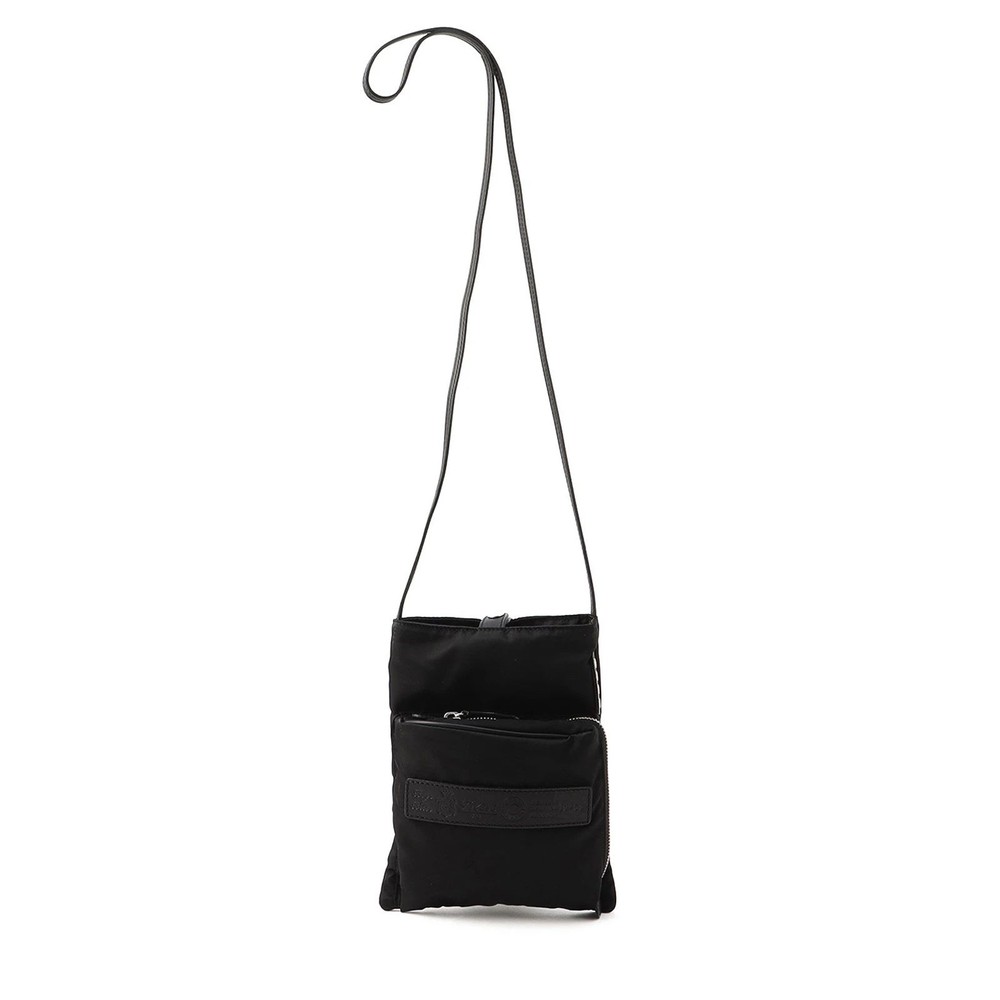未使用級 Felisi フェリージ ショルダーバッグ サコッシュ 19-56 黒 19/56/DS（114000230）|商品詳細|フェリージ 公式オンラインショップ