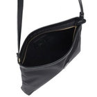 内装はコットンキャンバスを採用