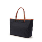 手持ち肩掛けしやすい長さのハンドル