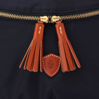 軽さと耐久性、上質さを実現するナイロン×レザーのコンビネーション