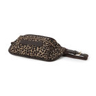 立体的で収納力のあるファスナーポケット