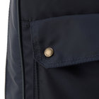 アイコニックなフロントポケット