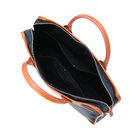 PCポケット×2、フリーポケット×2