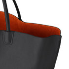 表地：BLACK 裏地：ORANGE