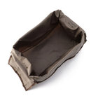 開口部は4方向に開閉可能。メイン室はシンプルな1層構造です。