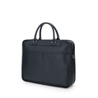 ボディ背面にフリーポケットを追加し利便性を向上