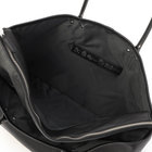 背面スリットポケット