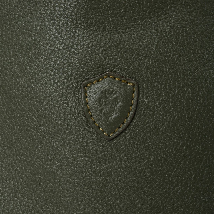 柔らかく細かなシボが美しいシュリンクレザー