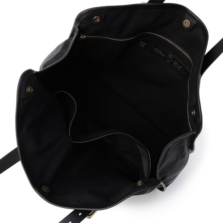 A4サイズのフリーポケット×1