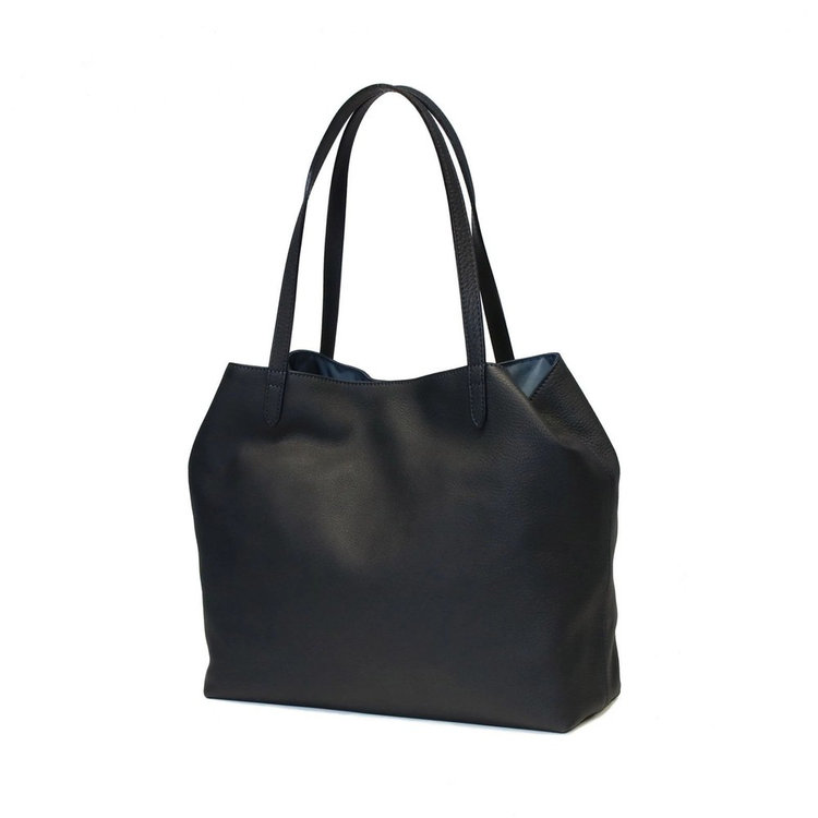 内側に付属したストラップでヘキサゴン型にアレンジ可能