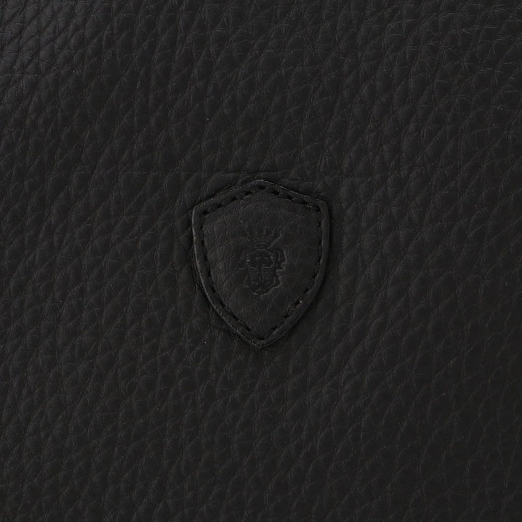 柔らかく細かなシボが美しいシュリンクレザー