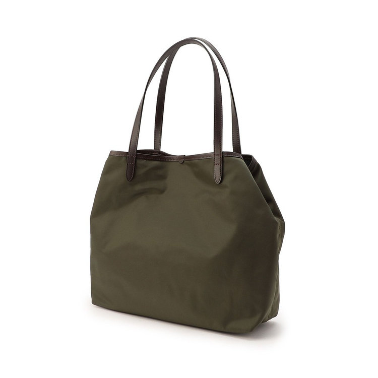 内側に付属したストラップでヘキサゴン型にアレンジ可能