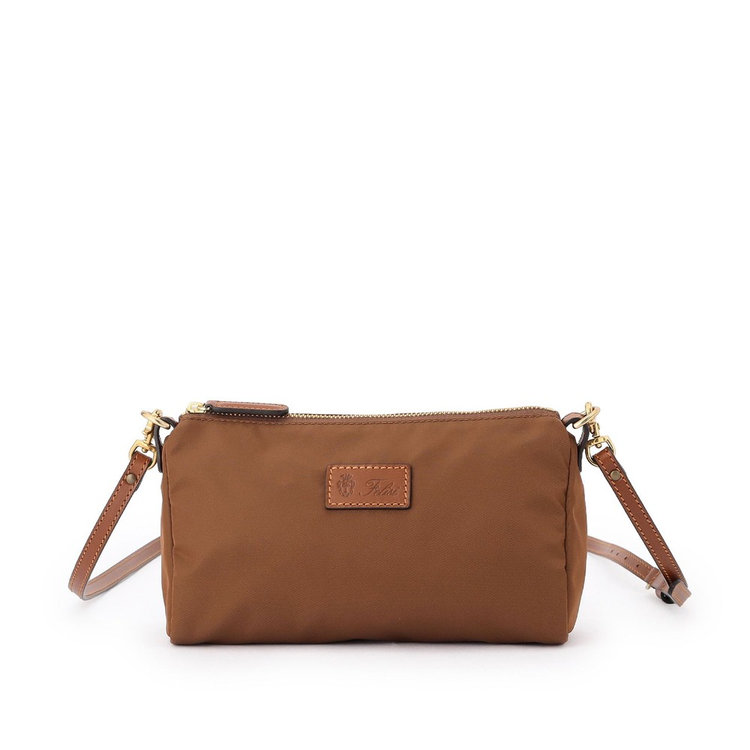 幅21cm、高さ12cm、マチ7cm