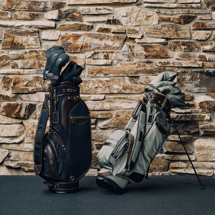 ※LOOKBOOK撮影で使用しているものは、実際の製品と一部色・デザインが異なります。実際の仕様は白背景の商品画像をご覧ください。