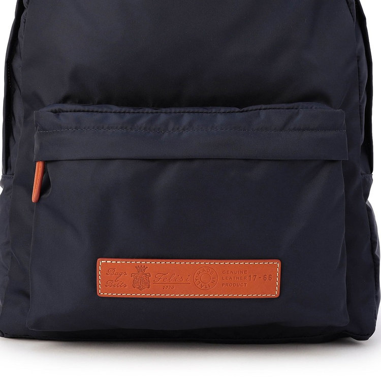 ナイロン×レザーのFelisiヘリテージデザイン