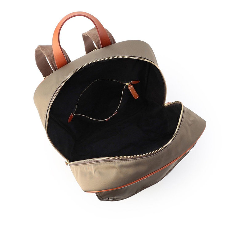 ジップ付きポケット×1