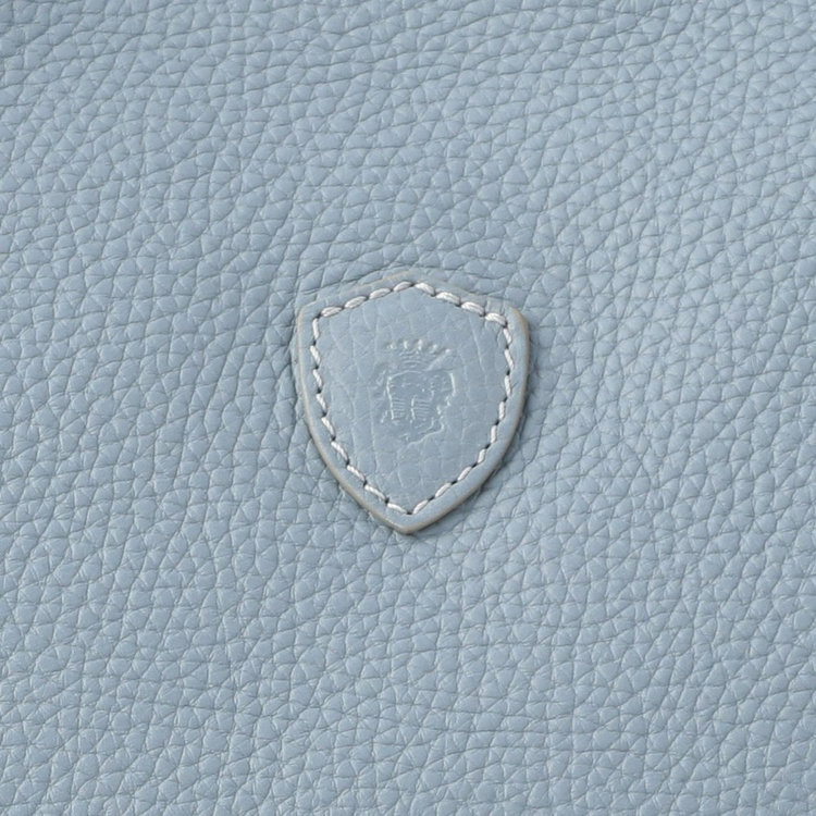 柔らかく細かなシボが美しいシュリンクレザー